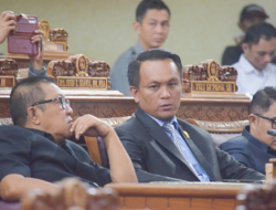 Anggota DPRD Kutim Abdi Firdaus Dukung Peningkatan Infrastruktur Pantai Sekerat