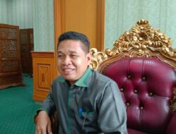 Reses di Desa Danau Redan, Joni Terima Keluhan Masyarakat Kekurangan Air Bersih