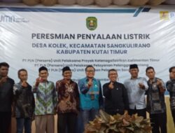 Listrik Desa Kolek Menyala 24 Jam, Bupati Minta Warga Manfaatkan Dengan Baik