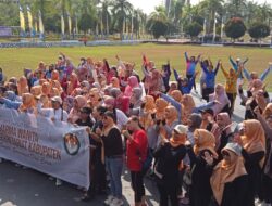 Rangkaian HUT ke-24 DWP Kutim, Tes Kesehatan-Senam