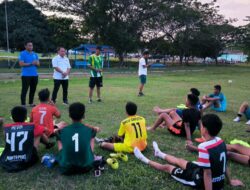 Ketua Koni Kutim Temui Atlet Sepak Bola U-15, Titip Pesan Harumkan Nama Daerah