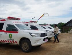 Pemkab Kutim Serahkan Bantuan Ambulans ke Puskesmas di 4 Kecamatan