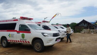 Pemkab Kutim Serahkan Bantuan Ambulans ke Puskesmas di 4 Kecamatan
