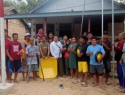 Joni Ajak Masyarakat Hormati dan Hargai Guru Sebagai Profesi Mulia