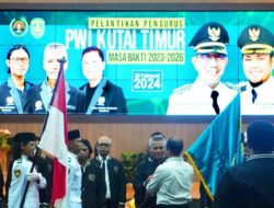 Di Pelantikan PWI Kutim, Ardiansyah Minta Para Jurnalis Sajikan Informasi Akurat-Independen