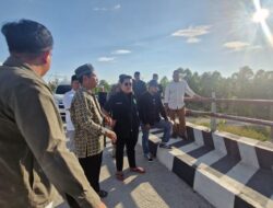 Rendi Solihin Cek Pembangunan Infrastruktur di Kembang Janggut saat Safari Ramadan 2024