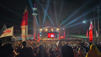Tabligh Akbar Safari Ramadhan di Kota Bangun, Habib Abdurrahman Ajak Ribuan Warga Doakan Wabup Kukar