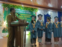42 Asisten Keperawatan SMK Singa Geweh Ikuti Wisuda dan Pelantikan