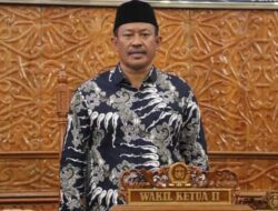 Wakil Ketua DPRD Kutim Minta Pengantri BBM di Bahu Jalan Ditertibkan