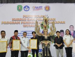 Cap Jempol Sukses Antarkan Pemkab Kutim Raih Sertifikat HKI