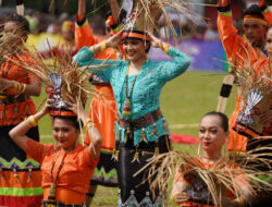 Pesta Adat Lom Plai, Kearifan Lokal Dayak Wehea Bernilai Multiplier Effect