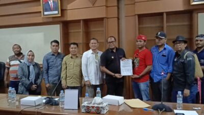 May Day di DPRD Kutim, Wabup Kasmidi Sebut Aspirasi Buruh Harus Didengar