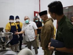 Produk Rumah Coklat Long Anai Mendapatkan Sertifikasi Halal Dari BPJPH