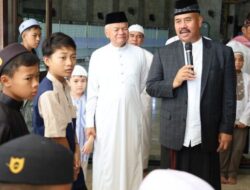 Sholat 5 Waktu Tidak Terputus, Bupati Kukar Beri Hadiah