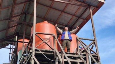 Suasana pembagian Tandon Air kepada Warga.(Istimewa).