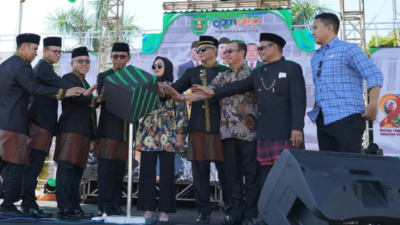 Pjs Bupati Kutim, HM Agus Hari Kesuma saat membuka Pekan Raya Expo 2024 (Istimewa)
