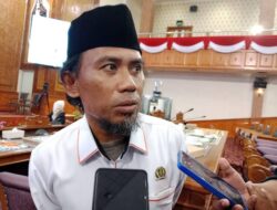Manfaatkan Populasi yang Melimpah, Ketua DPRD Kutim Nilai Penakaran Buaya Tingkatkan Pariwisata