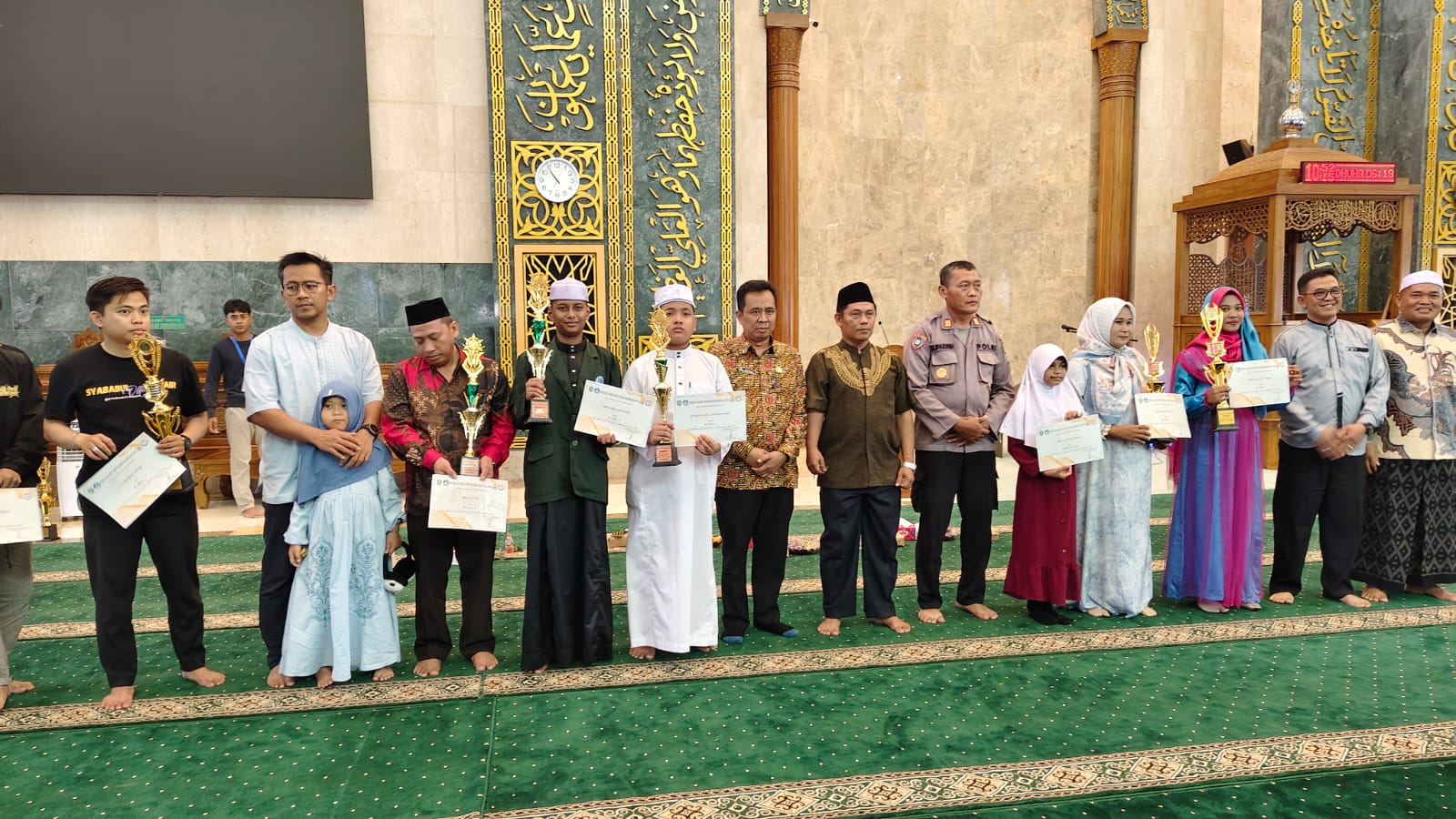 Suasana Penutupan Pameran Sejarah Islam di Kutai Timur di area Masjid Agung Al-Faruq, Sangatta, Sabtu (22/11/2025)